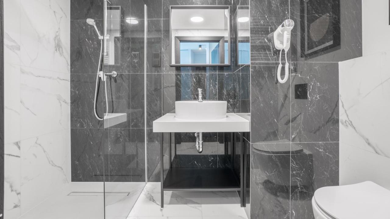 Studio Apartment,1397991188:JPEG